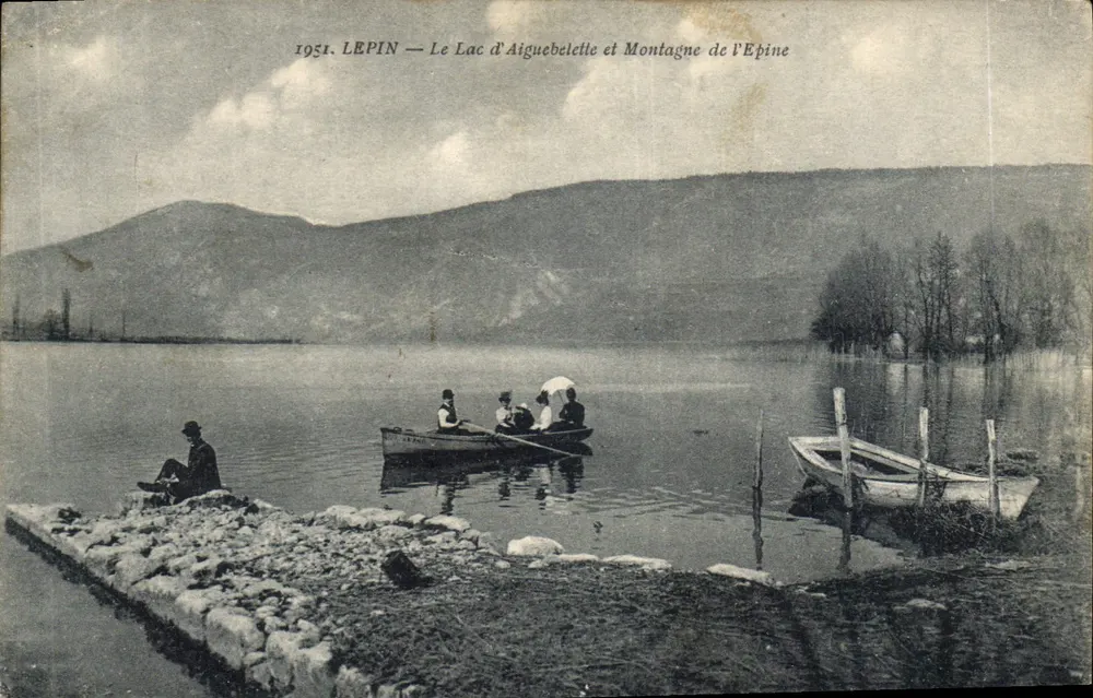 Lago de Aiguebelette e Montanha da Epine — LEPIN — 1951 - Frente