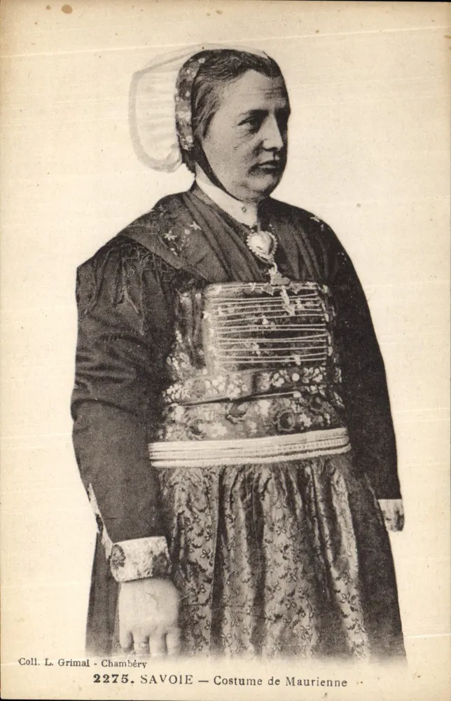 Savoie — Traje de Maurienne — Coll. L. Grimal - Chambéry 2275 - Frente