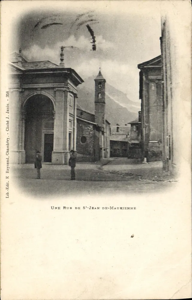 Een straat in Saint-Jean-de-Maurienne — Uitgever E. Reynaud, Cliché J. Janin, n° 358 - Voorkant