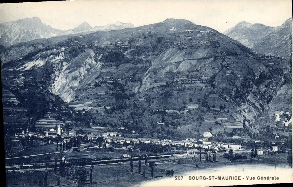 Bourg-Saint-Maurice — Vista Geral — Edição Béroud - Frente