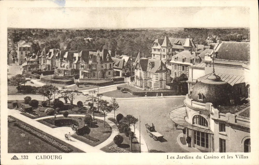 Cabourg — Die Gärten des Casinos und die Villen — Antike Ansichtskarte Nr. 132, Verlag Antike Ansichtskarte des Arts Photo Mécanique - Vorderseite