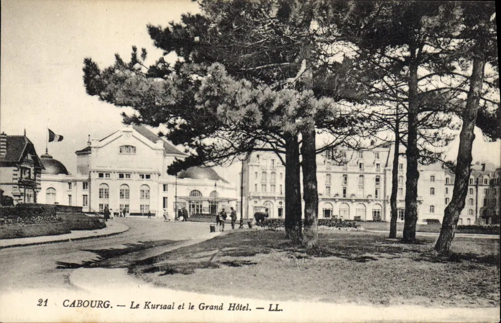Cabourg — Der Kursaal und das Grand Hotel — LL. n°21 - Vorderseite
