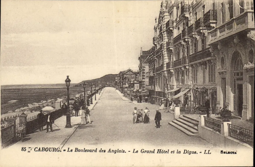 Cabourg - Der Boulevard des Anglais - Das Grand Hotel und die Digue - Selecta - Vorderseite