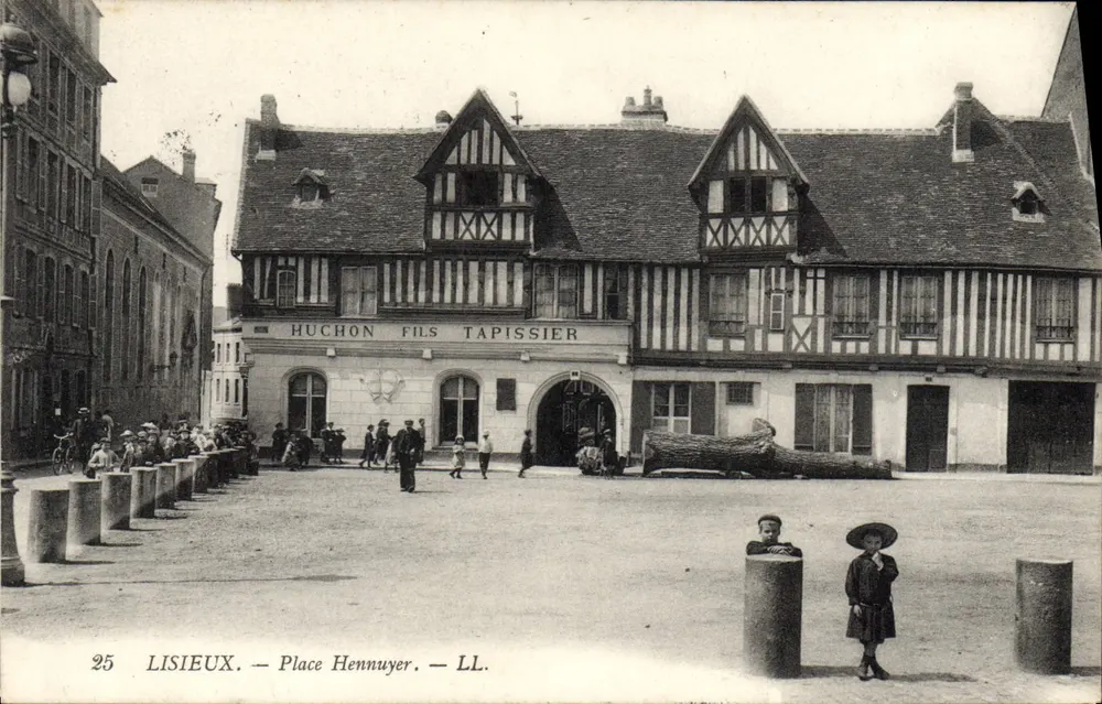Lisieux — Plein Hennuyer — Huchon Fils Tapisserie - Voorkant