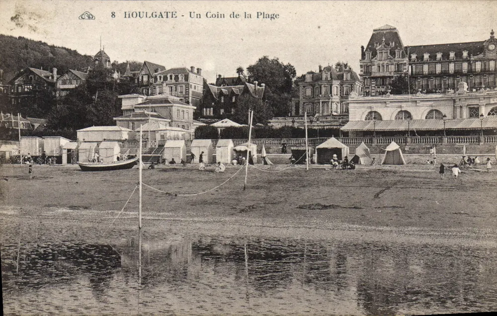 Houlgate - Um Canto da Praia — editor CPADeCollection, Strasbourg - Frente
