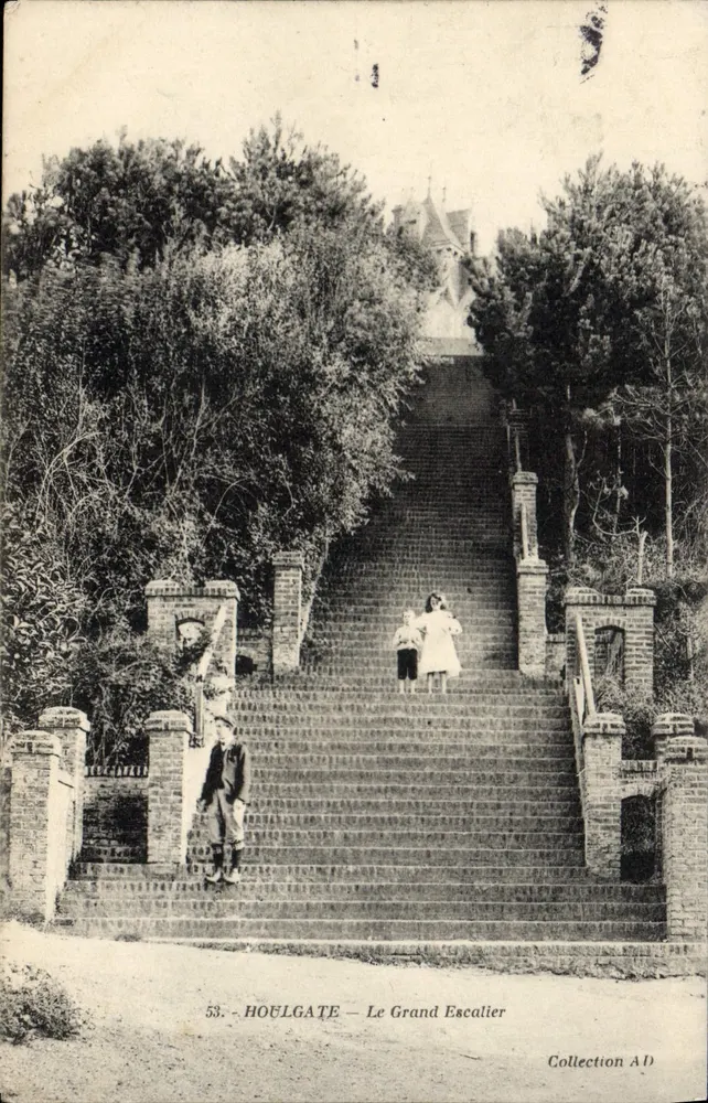 Hoelgate — O Grande Escalier — Coleção AD - Frente