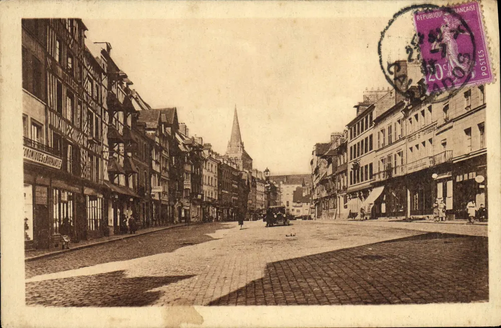 Lisieux — Place Victor-Hugo — editor CP AdeCollection - Frente