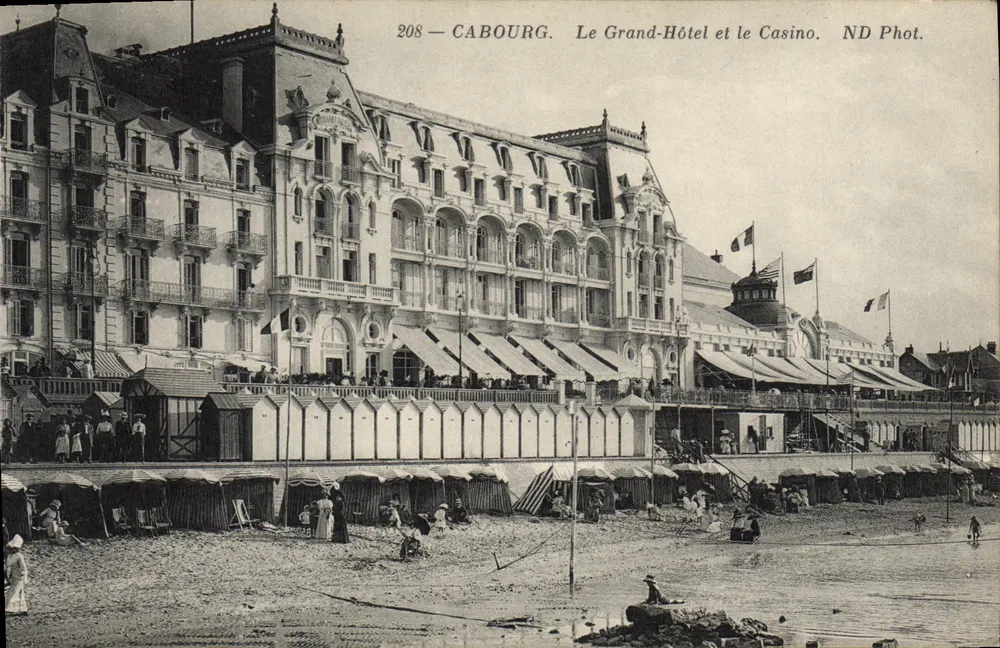 Cabourg — Das Grand-Hôtel und das Casino — ND Phot. Nr. 208 - Vorderseite