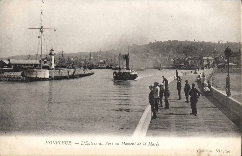 Honfleur — Ansicht des Hafeneingangs zur Gezeitenzeit — Collections ND Phot - Vorderseite