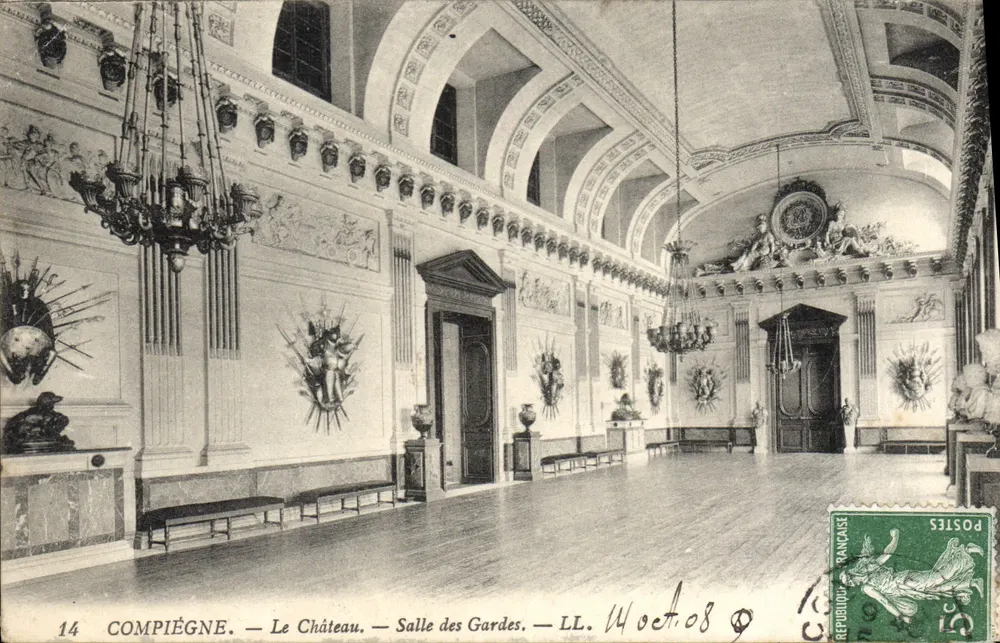 Compiègne — O Castelo — Sala dos Guardas — LL. Woet.08 - Frente