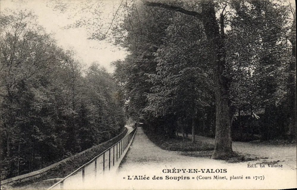 Crépy-en-Valois — Die Allee der Flüstern — Verlag La Valoise - Vorderseite