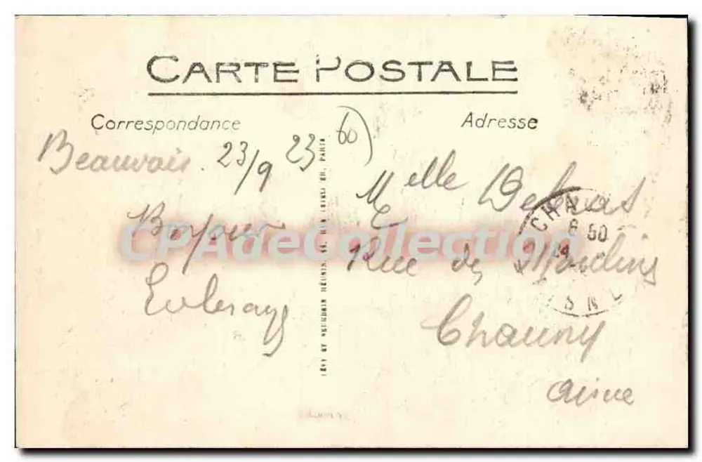 Beauvais - A Estátua de Jeanne Hachette - ND - Verso