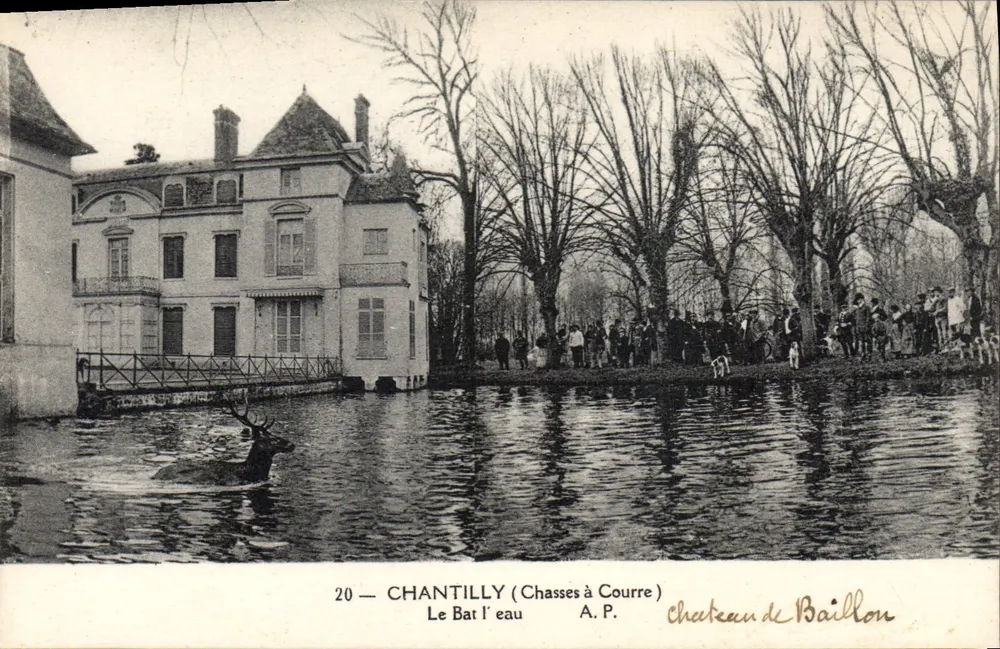Chantilly — Het Bât l’eau — Kasteel van Baillon, A.P. - Voorkant