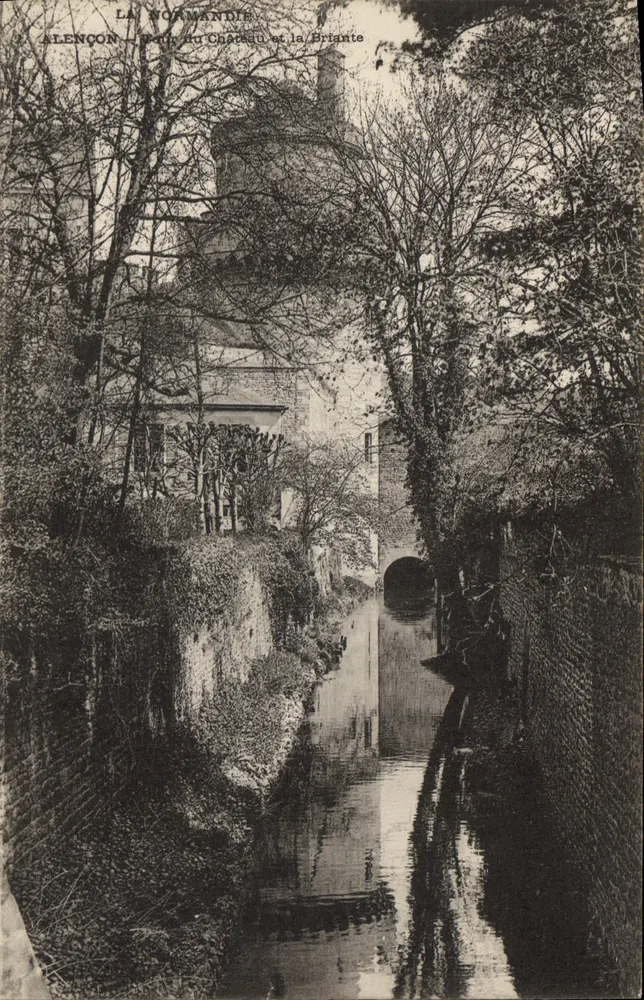 Alençon — Ponte do Castelo e a Briante — A Normandia - Frente