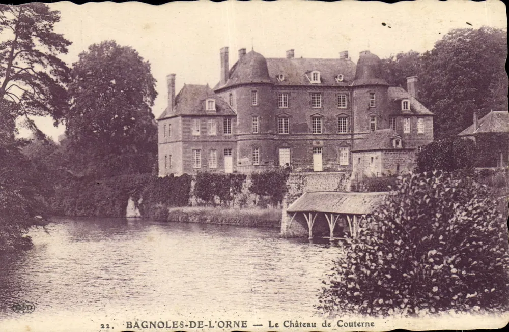 Bagnolles-de-l'Orne — O Castelo de Couterne — Bilhete postal antigo n°22 - Frente
