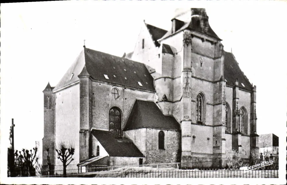 Néchès (Orne) — Abadia (século 10) - Lado Norte — J. Le Marigane Editor - Frente