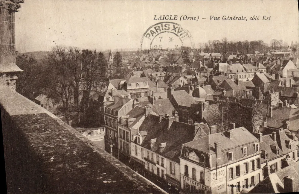Laigle (Orne) — Algemene uitzicht, oostzijde — Grosse, fotograaf - Voorkant