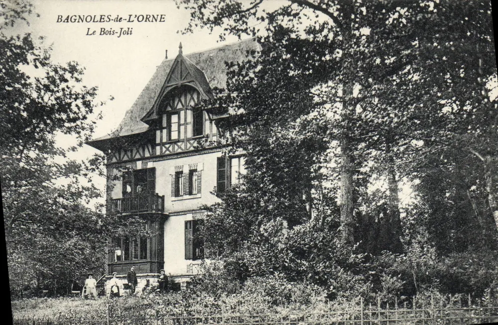 Bagnole-de-l'Orne — Le Bois-Joli — editor desconhecido, número de série não visível - Frente
