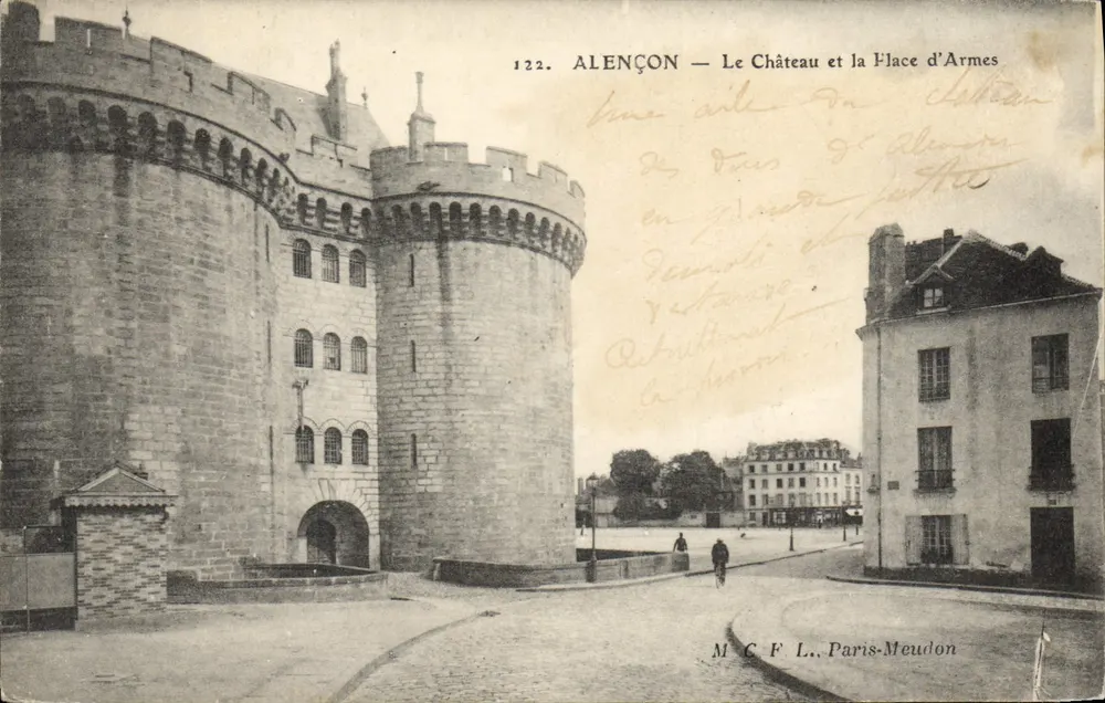 Alençon — O Castelo e a Praça de Armas — M C F L., Paris-Meudon, n°122 - Frente