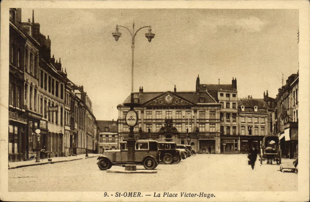 St-OMER — A Praça Victor-Hugo — Edição Faucon, série 9 - Frente