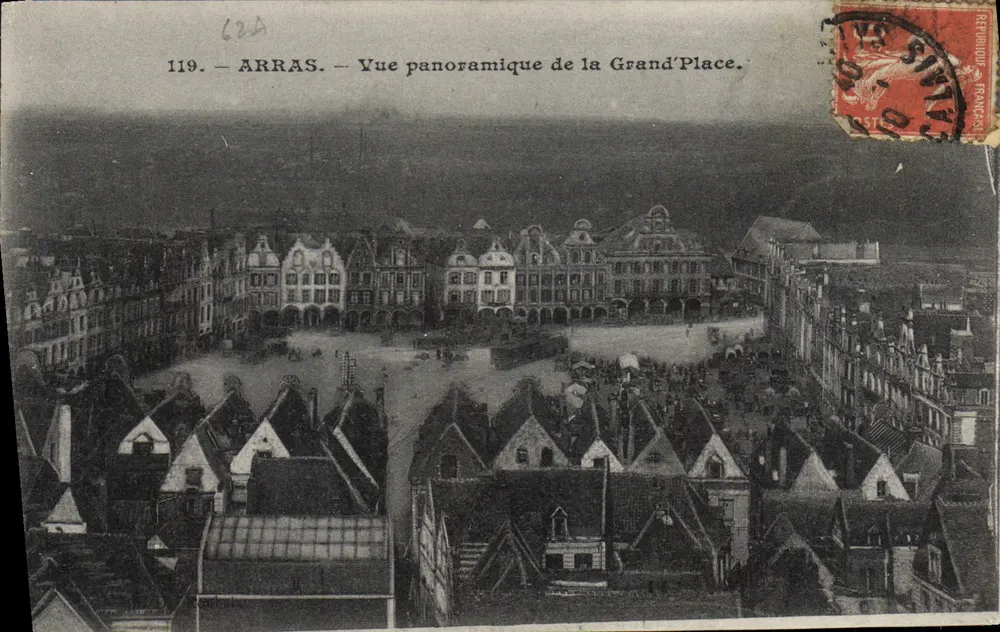 Arras — Panoramablick auf die Grand'Place — n°119 - Vorderseite
