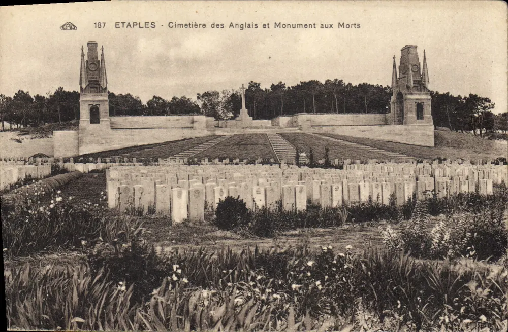 Étaples - Friedhof der Engländer und Gedenkstein für die Toten - Vorderseite