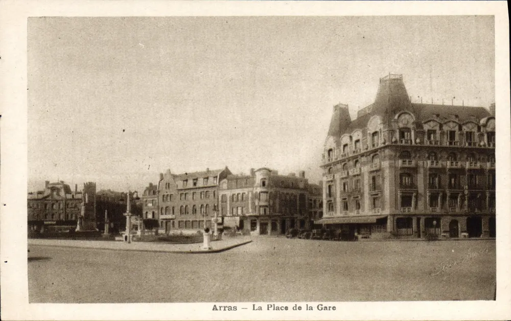 Arras — A Place de la Gare — A. Fauchois, editor - Frente