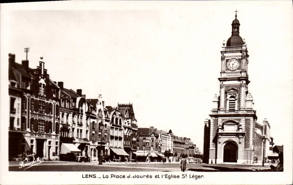Lens — Place J. Daurès und Église Saint Léger — Edition Fauchois à Béthune - Vorderseite