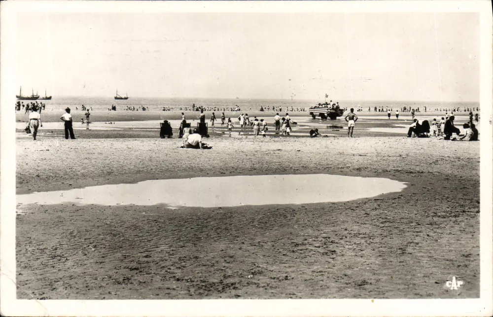 Praia de Le Touquet — O Mar — editor C.A.P. n°78 - Frente