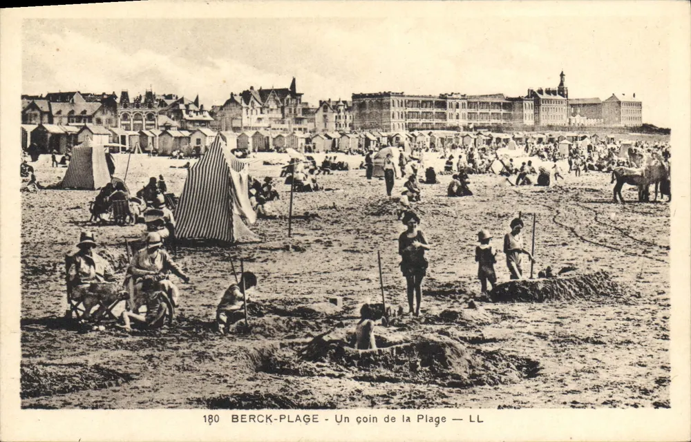 Berck-Plage — Un rincón de la playa — LL - Anverso