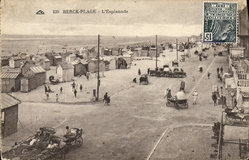 Berck-Plage - A Esplanada — Exposição Colonial Internacional 1931 — n° 139 - Frente
