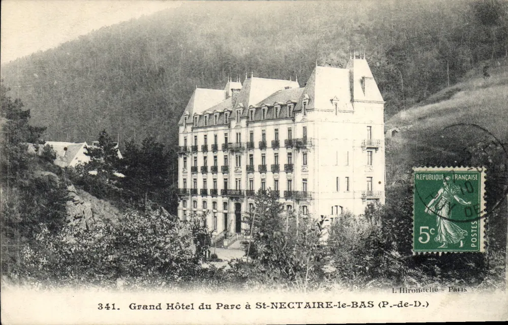Grand Hôtel du Parc em St-Nectaire-le-Bas (P.-de-D.) — L. Hirondelle - Paris, n° 341 - Frente