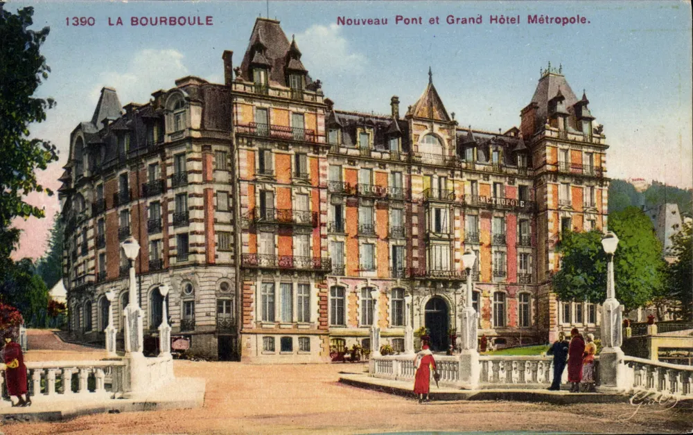 La Bourboule — Neuer Brücke und Grand Hôtel Métropole — J. Gouttefangeas Édit. - Vorderseite