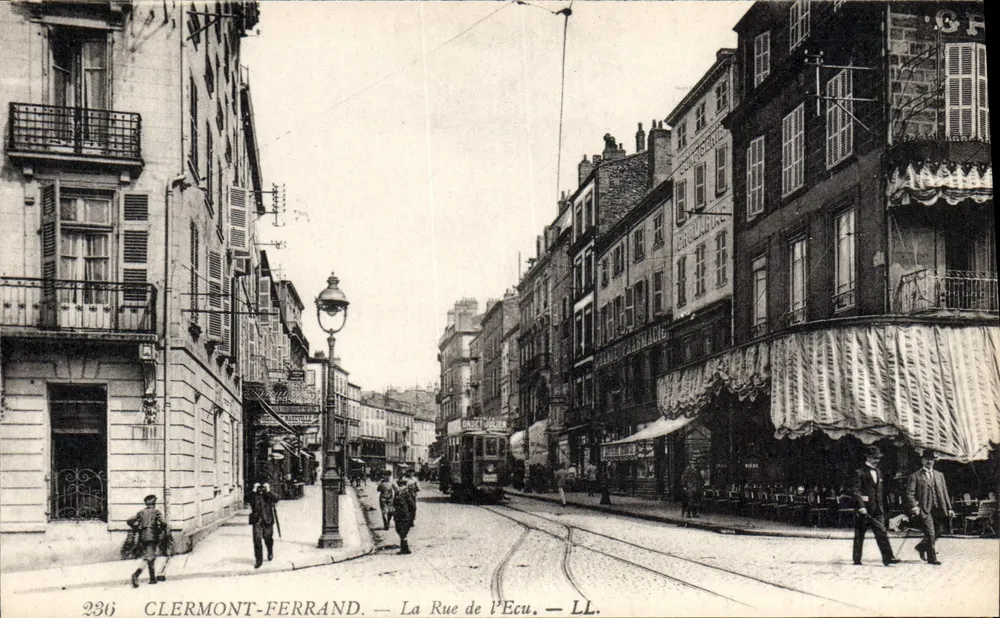 Clermont-Ferrand — A Rue de l’Ecu — LL. — N° 236 - Frente