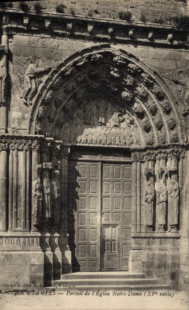 Étampes — Portal der Kirche Notre-Dame (15. Jahrhundert) — Gliéhé und Coll. L. Baudouin, Étampes - Vorderseite