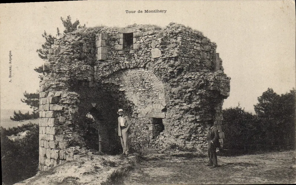 Torre de Montlhéry — ruínas medievais — A. Bonné, Arpajon - Frente