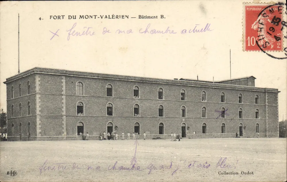 Fort van Mont-Valérien — Gebouw B. — Collectie Oudot - Voorkant