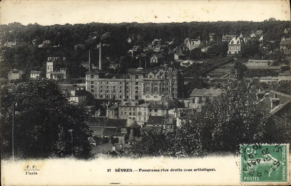 SÈVRES — Panorama rive droite (vue artistique) — F.F. Paris, n° 97 - Recto