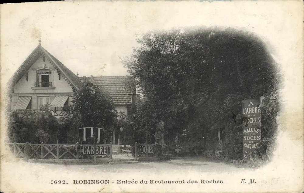 Entrada do Restaurante das Rochas — Robinson — E. M. - Frente
