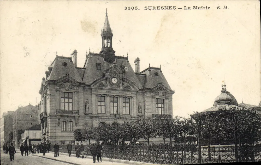 Suresnes — A Prefeitura — E.M. n°3305 - Frente