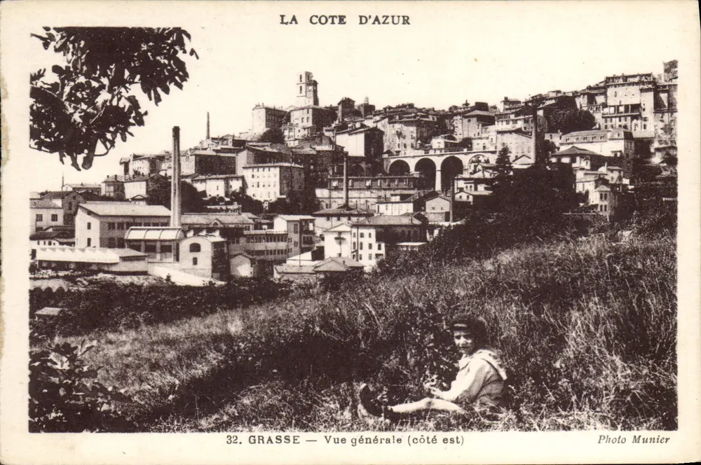 Grasse — Vista geral (lado leste) — Foto Munier, n°32 - Frente