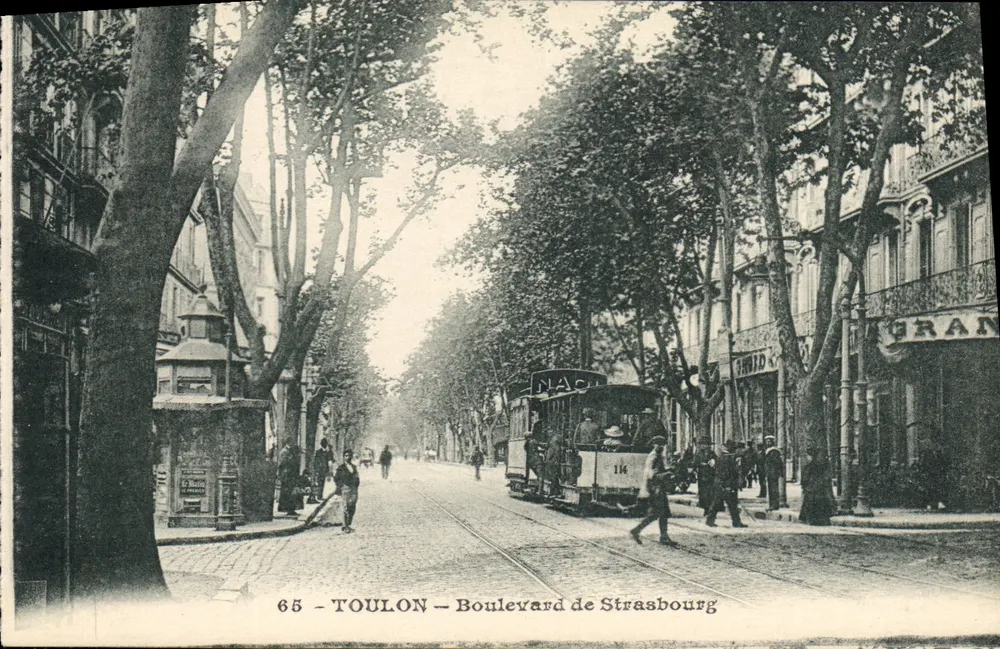 Toulon — Boulevard de Strasbourg — trem n°14 - Frente