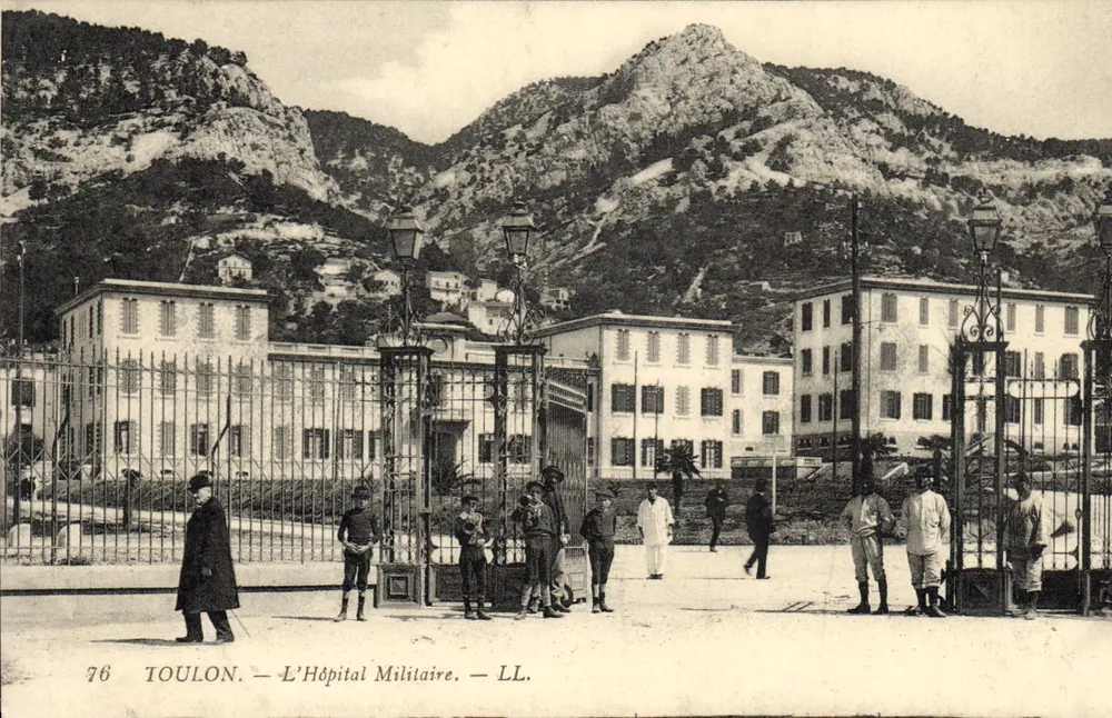 Toulon — O Hospital Militar — LL. - Frente