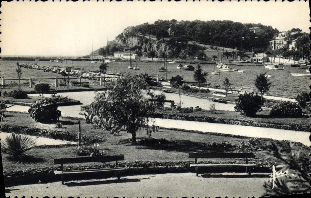 Sanary (Var) — O Jardim Municipal — Edição ARIS, Bandol (Var) - Frente