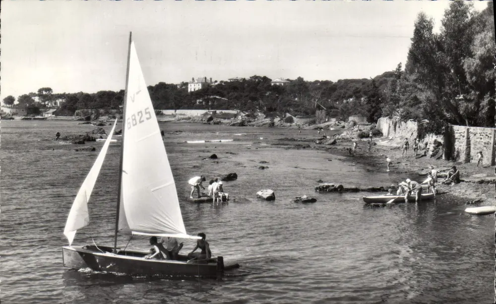 Praia de Bouloir (Var) — Vela e banho — Fotógrafo Comber - Frente