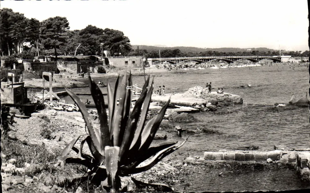 St-Aygulf (Var) — Ansicht des Hafens und der Grande Plage — Éditions MAX - Vorderseite