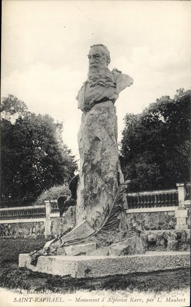 Saint-Raphaël — Denkmal für Alphonse Karr, von L. Maubert - Vorderseite