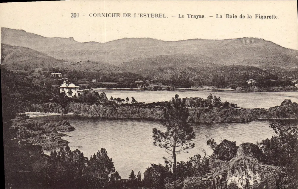 Corniche de l'Esterel — Le Trayas — A Baía da Figarette — N° 201 - Frente