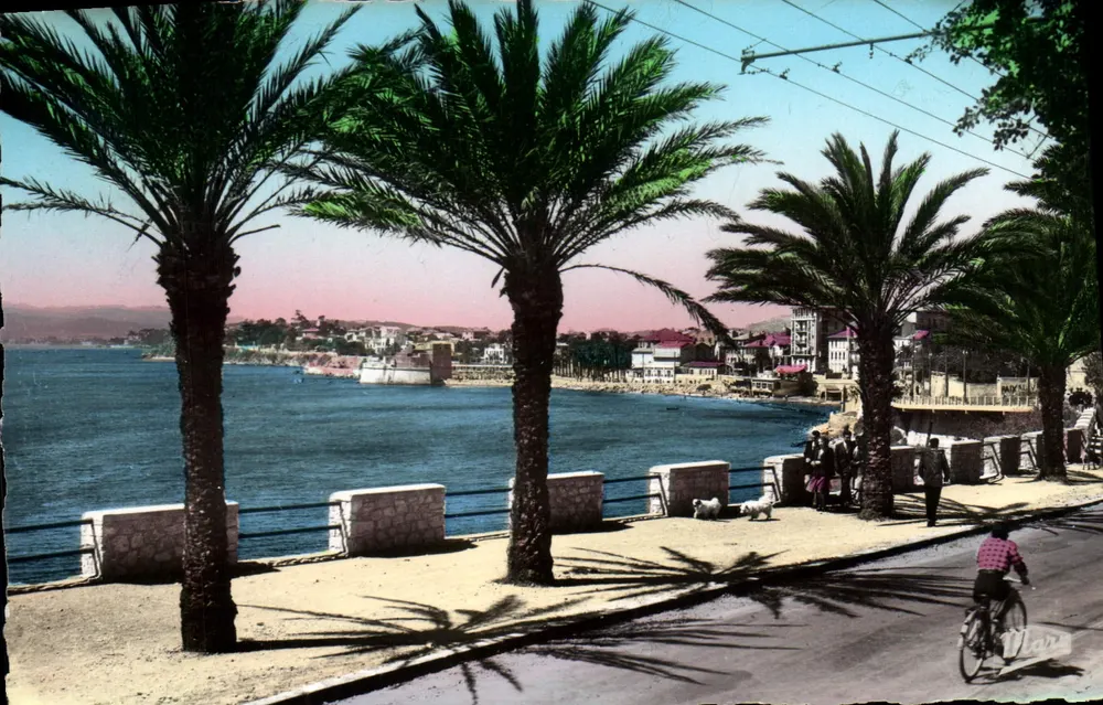 Toulon-Mourillon — Der Küstenboulevard — Éditions MARY, Toulon - Vorderseite