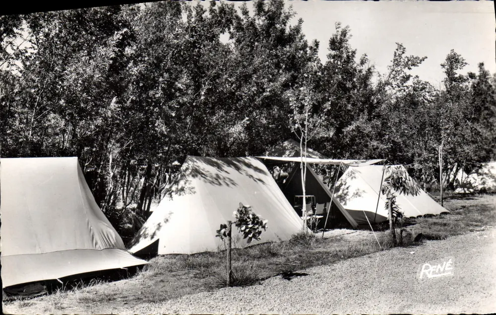 Camping am Domaine de l'Intuition — Hyères — Studio Bagarry - Vorderseite